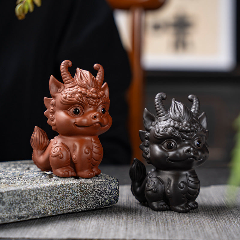 Purple Sand Wealth-Bringing Collectible Dual-Use Tea Table with Playful Zodiac Little Dragon Tea Pet Ornament