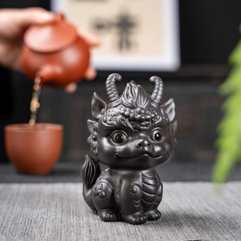 Purple Sand Wealth-Bringing Collectible Dual-Use Tea Table with Playful Zodiac Little Dragon Tea Pet Ornament
